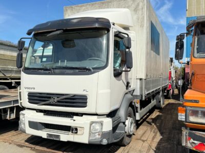 Camion pont bâché VOLVO FLL290 4X2R