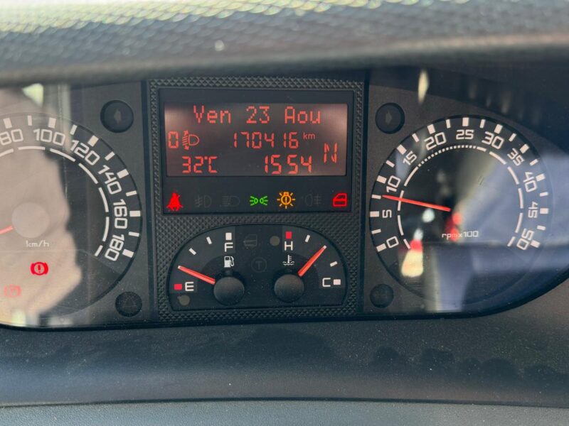 Fourgon Iveco 35S18 V/P Daily