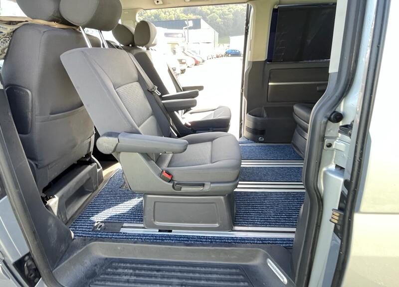 VW T5 2.5 TDI-2008