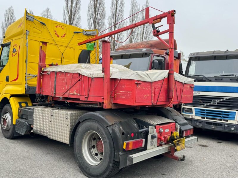 Tracteur Renault Premium 420-2001