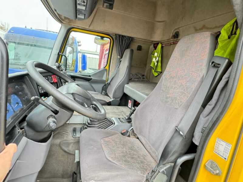 Tracteur Renault Premium 420-2001