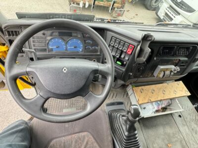 Tracteur Renault Premium 420