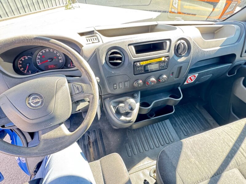 Camionnette bâchée OPEL Movano 23M-2015