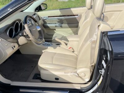 Voiture Chrysier Sebring LTD-2011