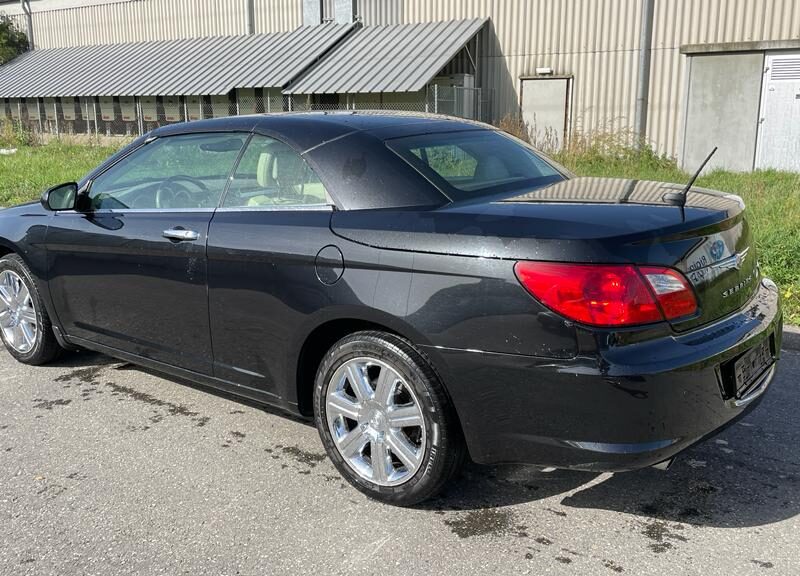 Voiture Chrysier Sebring LTD-2011