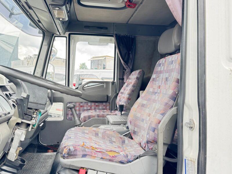 camion Iveco 260E23-1995