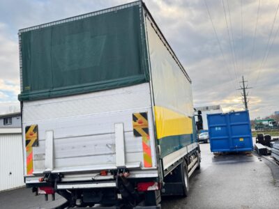 Camion pont bâché SCANIA R440-2013