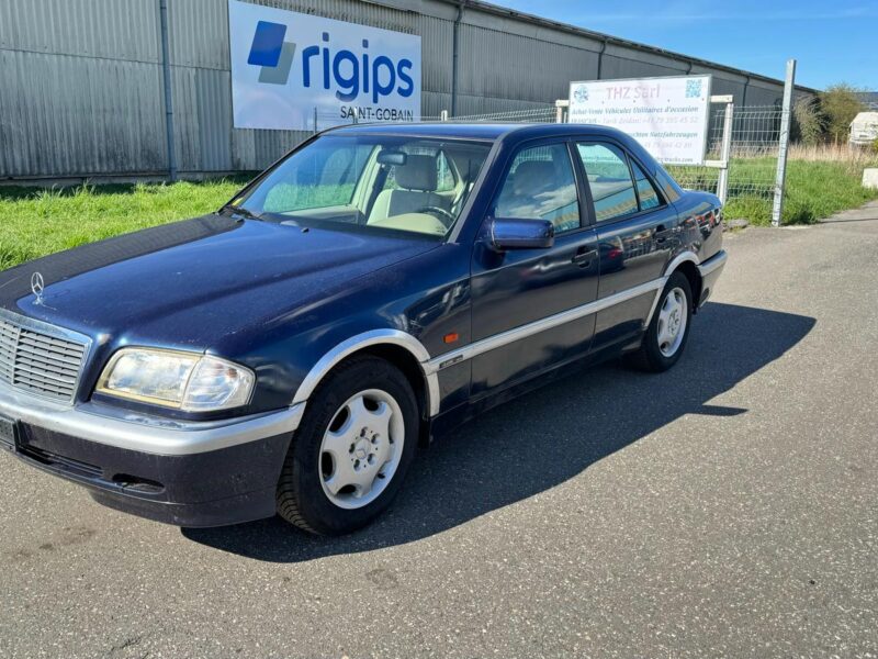 Mercedes-Benz C180-2000