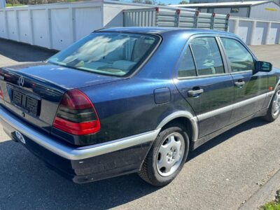 Mercedes-Benz C180-2000