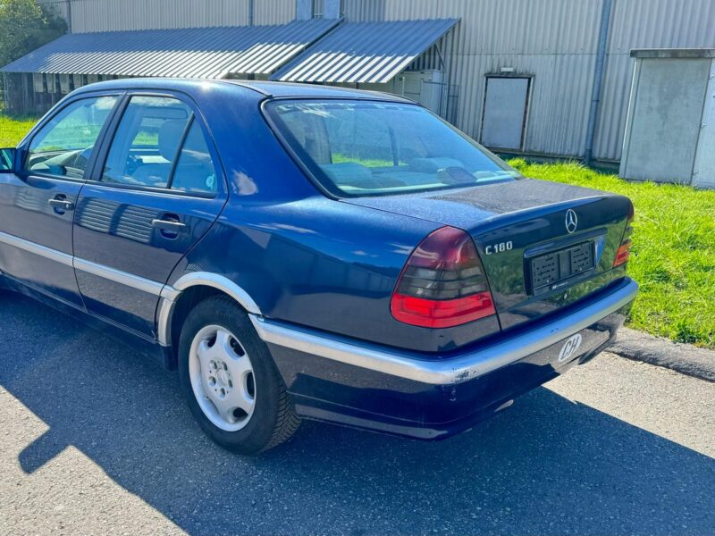 Mercedes-Benz C180-2000