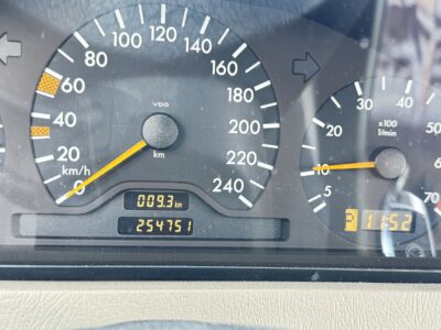 Mercedes-Benz C180-2000