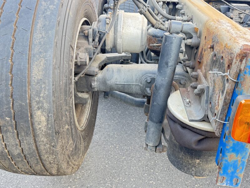 SCANIA P 320 6X2-2009