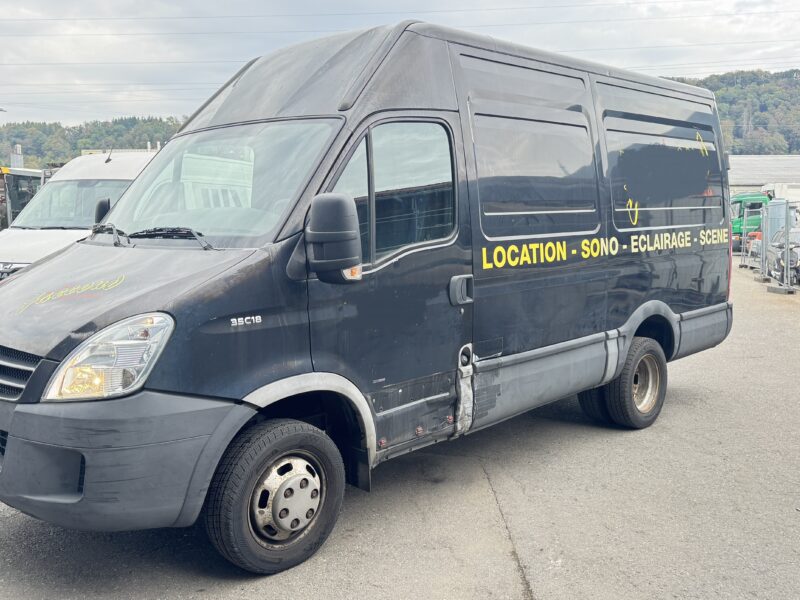 IVECO 35C18-2007