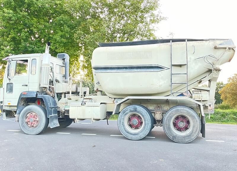 Volvo FS 10-6X4-1988