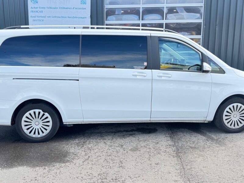MERCEDES-BENZ V250 2016-8 PLACES