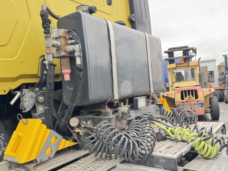 MERCEDES-BENZ 3358-6X4-2014